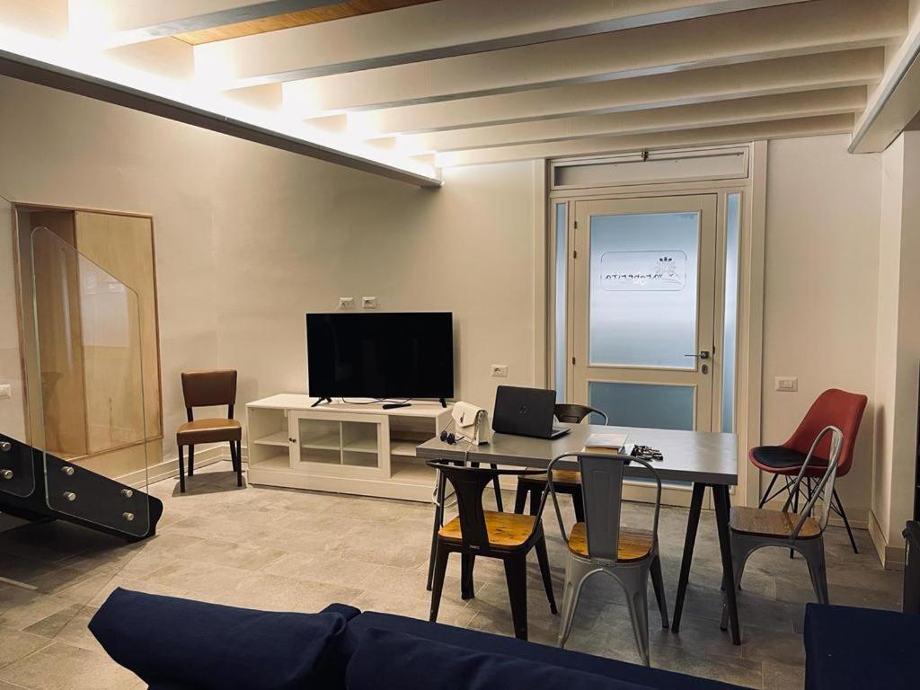 Margherita Room Торре-Аннунциата Экстерьер фото