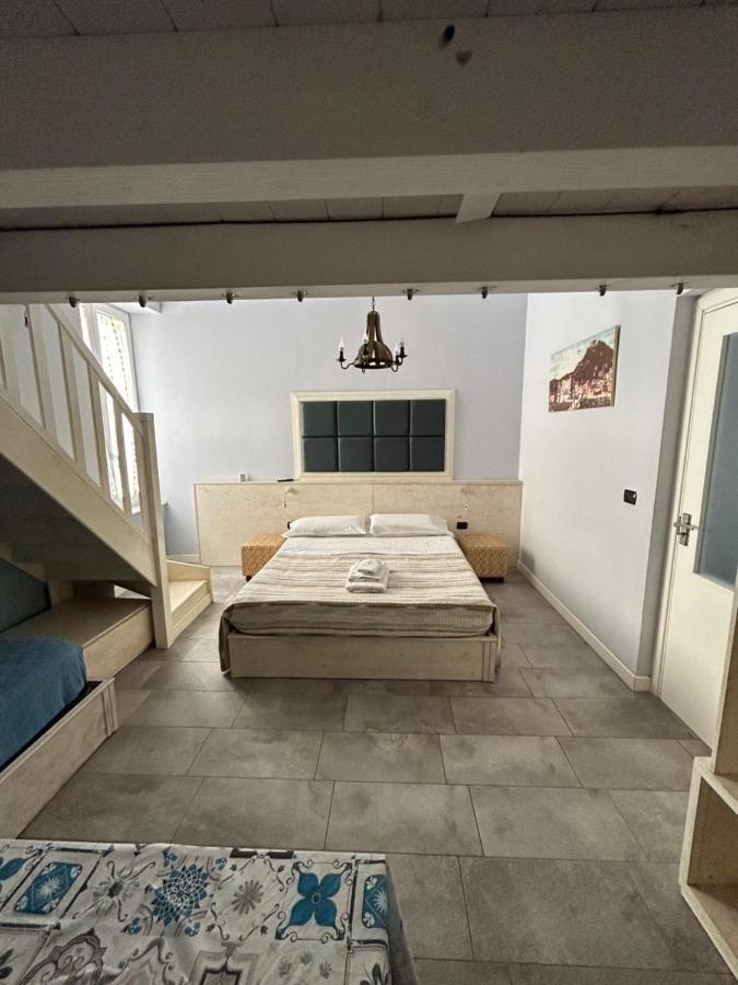 Margherita Room Торре-Аннунциата Экстерьер фото